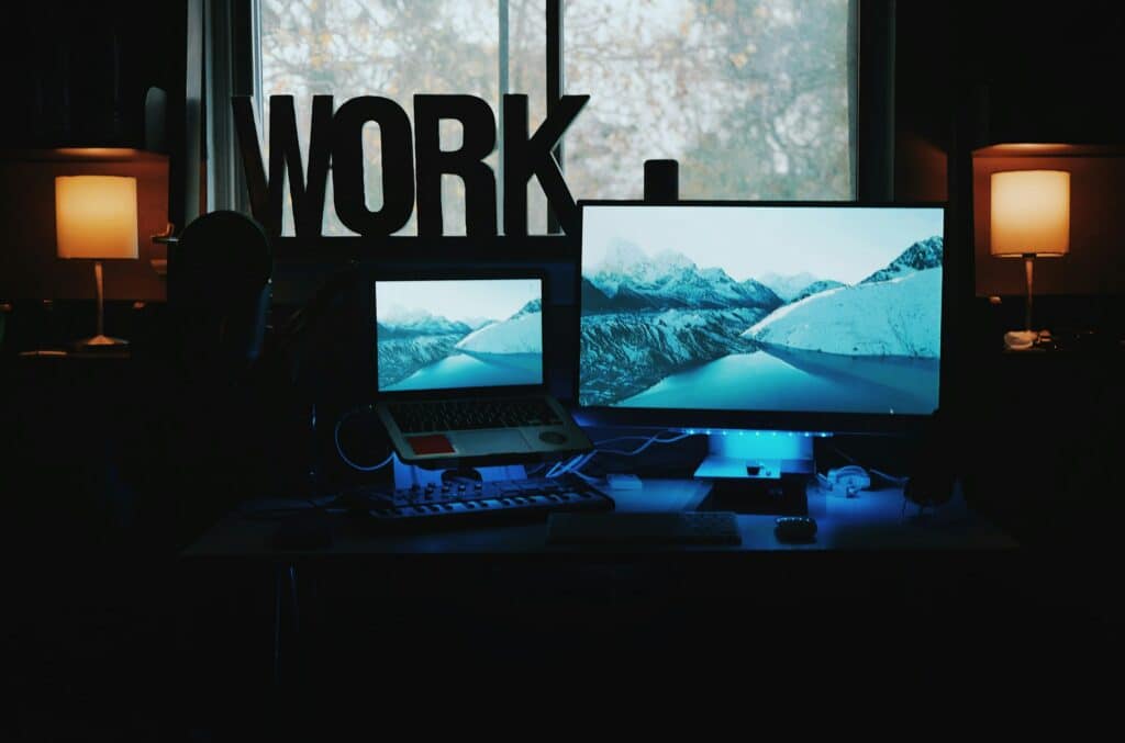 affiliation, travail, collaboration, contenu, réseaux sociaux, succès, digital